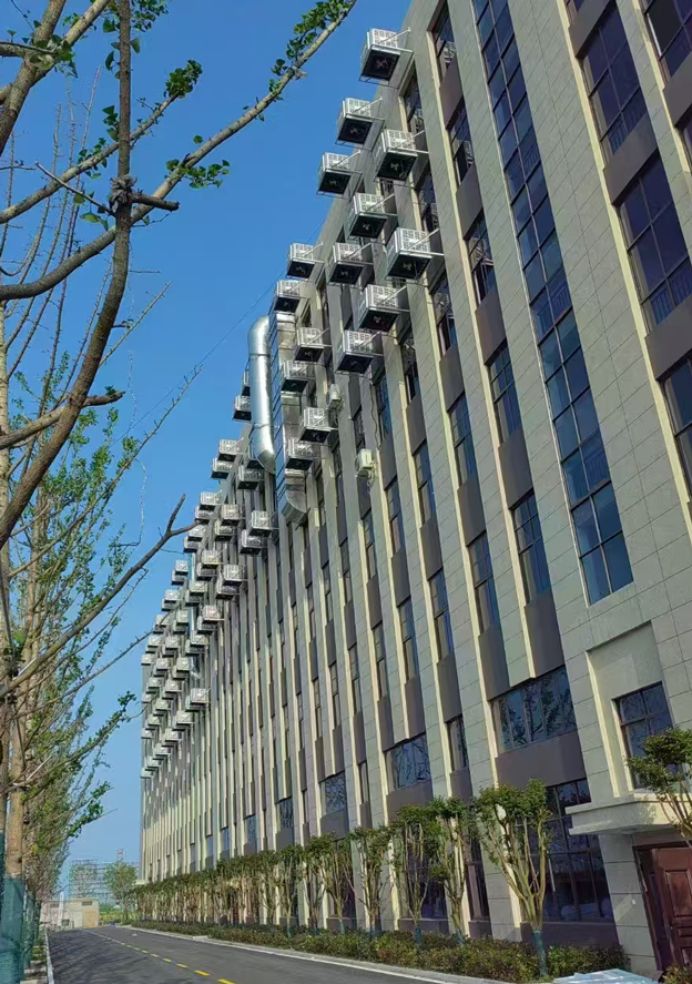 大型工業(yè)廠房車間通風(fēng)降溫，安裝星科環(huán)保空調(diào)-通風(fēng)降溫設(shè)備