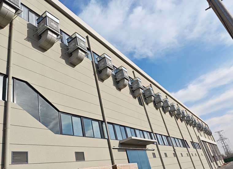 工業(yè)工廠車間通風降溫，應用星科環(huán)保空調